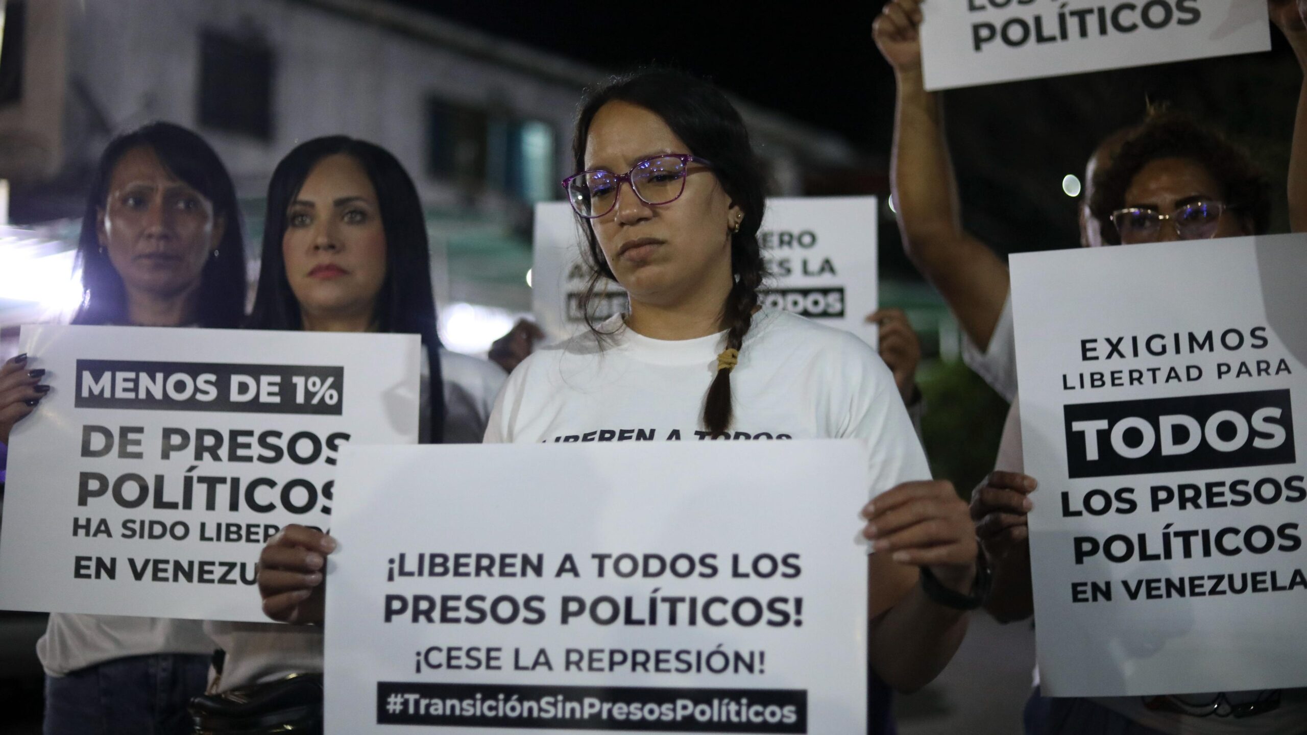 Los familiares de presos políticos en Venezuela denuncian la falta de información oficial