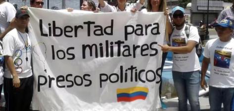 libertad para los militares presos